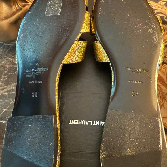 Saint Laurent Tribute slides, 39 - Picture 2 of 3